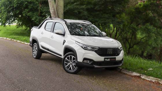 FIAT STRADA 1.3 FIREFLY FLEX VOLCANO CD MANUAL FIAT STRADA 1.3 FIREFLY FLEX VOLCANO CD MANUAL